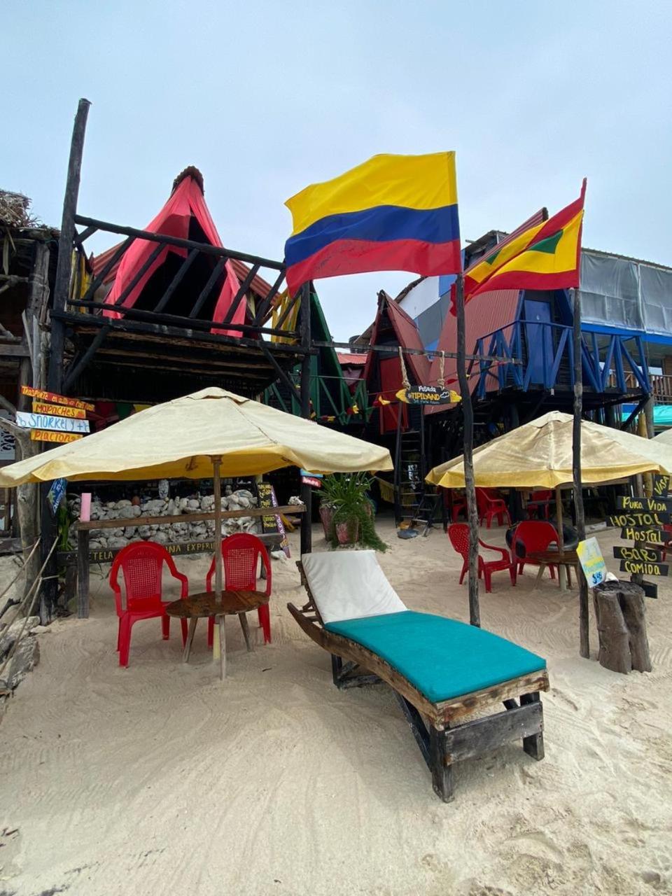 Tipiland Baru La Casa Del Mono Hotel Playa Blanca Exterior photo